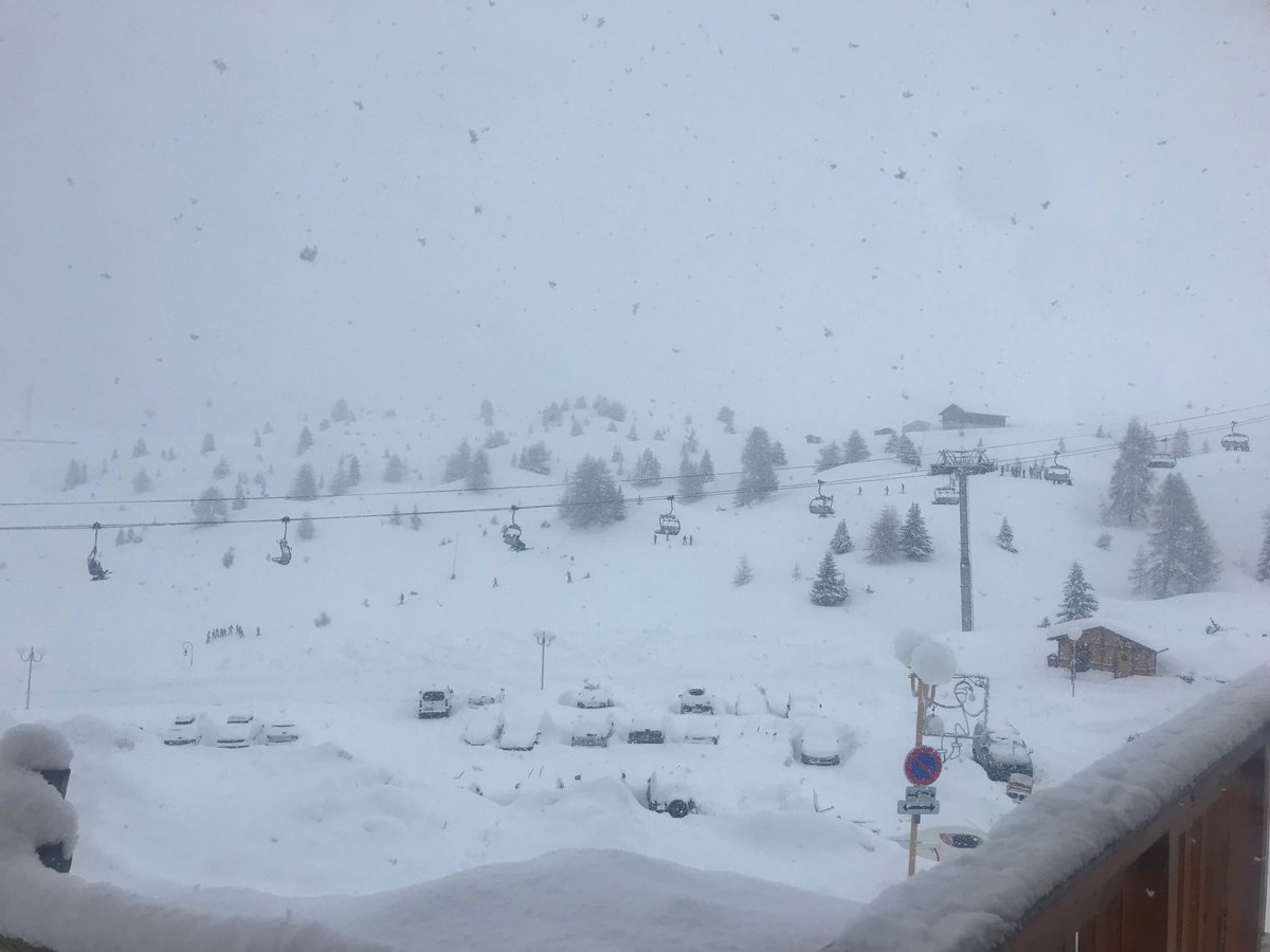 Silver Ski Holidays tweet media