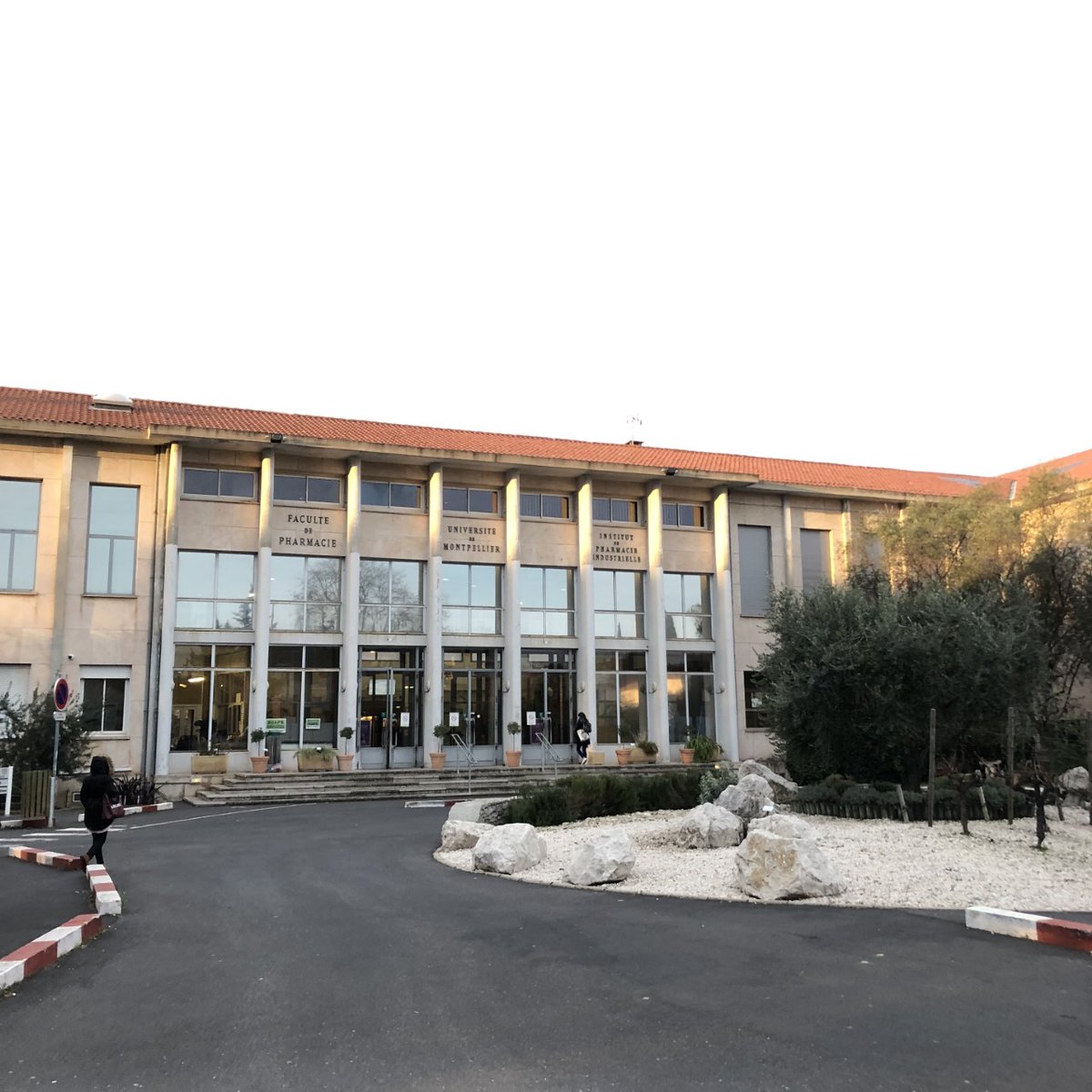 C'est parti pour le nouveau DU dédié à l'#esanté créé par la #Faculté #pharmacie #Montpellier et <a href="/Medappcare/">Medappcare</a>.   Début des cours avec <a href="/hcharrondiere/">Helene Charrondière</a> les Echos Etudes, Isabelle Adenot  <a href="/HAS_sante/">Haute Autorité de santé</a>… bit.ly/3aNG7Wo
#hcmeufr #Digital