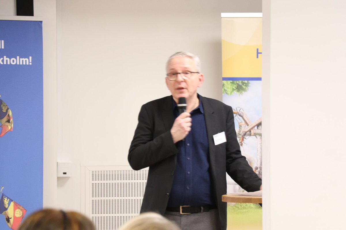Anders Nordborg greets participants at the regional meeting on the benefits of transnational work within the #EUSBSR