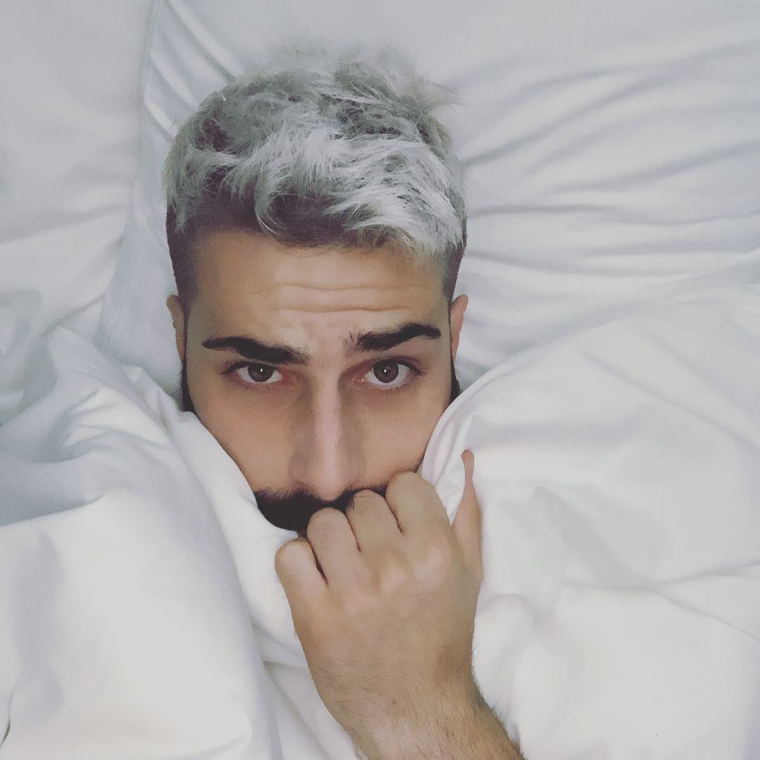 HiLeeGents's tweet photo. @its_deeto is reminding us how we feel on a Monday morning 😴😴 Which beard products do you use in the morning? #hileegents #hileebeardcare https://t.co/Zz3etdNlRN