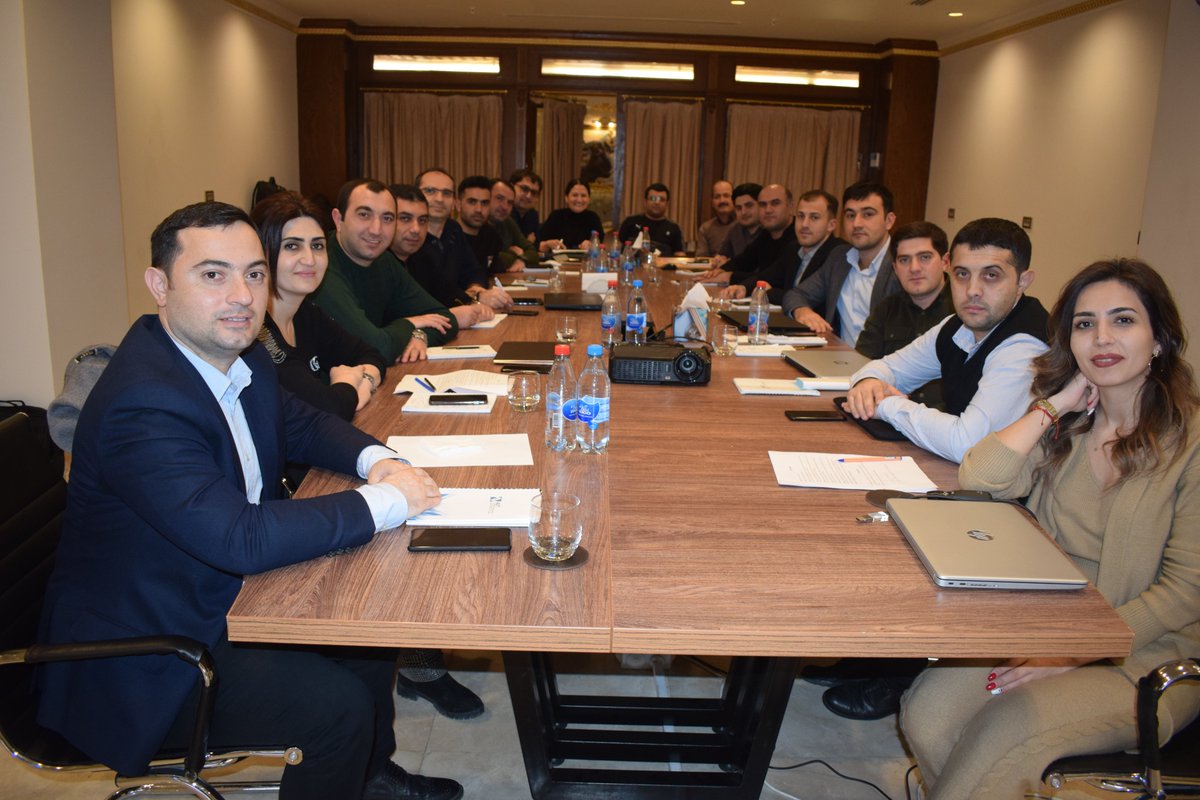 AvtLlc's tweet photo. 25 və 26 Yanvar tarixlərində AVT Logistika əməkdaşları 2019-cu ilin hesabatını və 2020-ci ilin planlarını müzakirə etdi. #avtlogistics #avtlogisticsllc #logistics #logisticsmanagement #logisticscompany #veyseloglugroup #veyseloglummc #veyselogluholding https://t.co/NStmR6WjNC