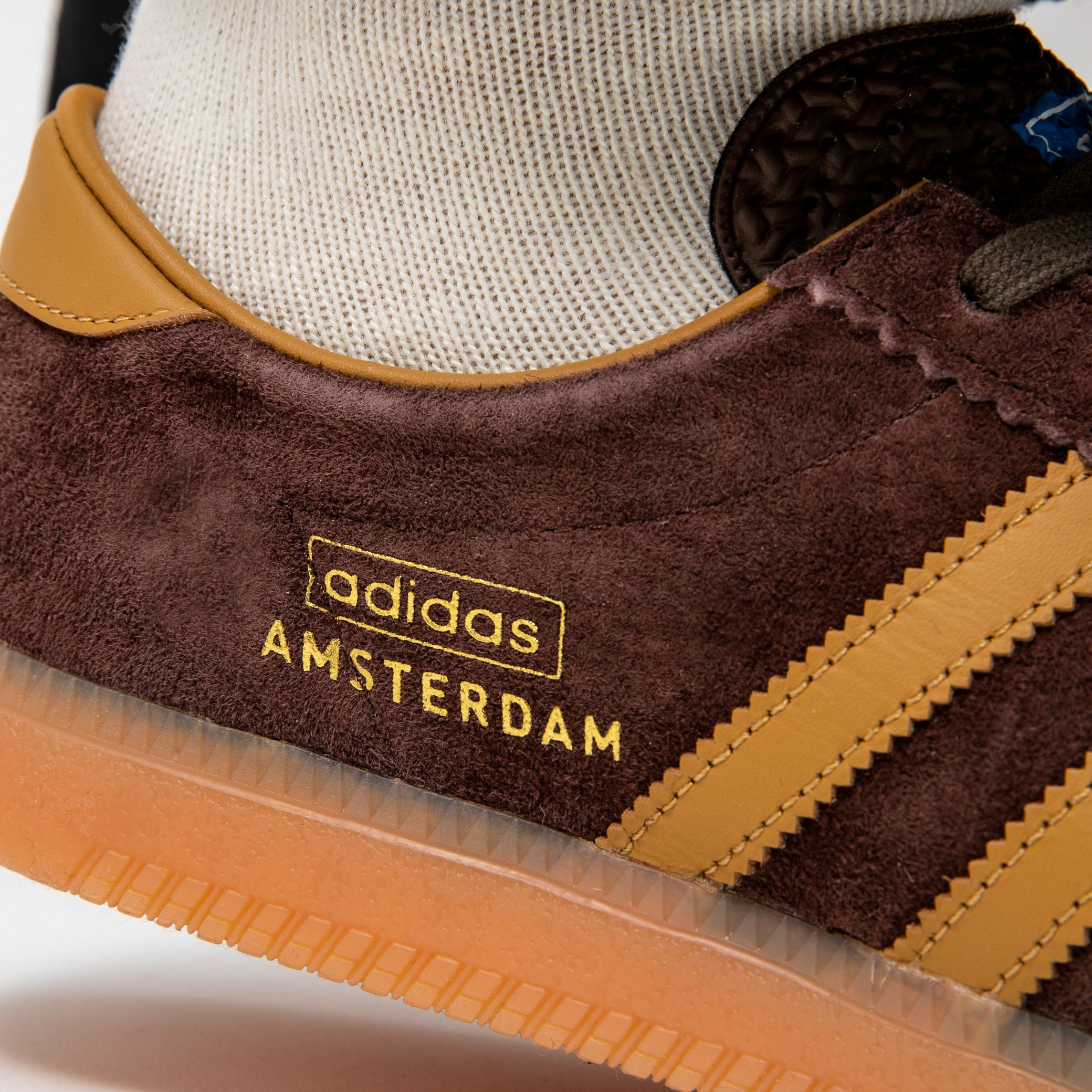 on Twitter: Amsterdam 🇳🇱 Take a walk in of the most desired reissues of the city series: the adidas Amsterdam. Now available online ➡️ UK 7 (40 2/3) -