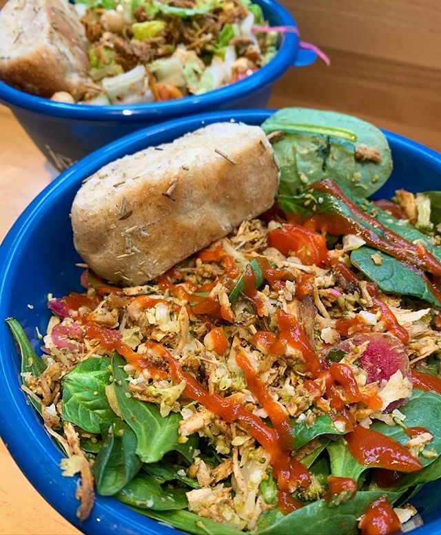 eatsofclt's tweet image. Please romaine calm, but @justsalad has opened a location in Charlotte!! Be sure to check them out inside Atrium Health’s Carolina Medical Center

WARM SHAWARMA BOWL
Cauliflower + Broccoli Rice, Baby Spinach, Pickled Red Onions, Grape Tomatoes, Cilantro,… ift.tt/38EugIz