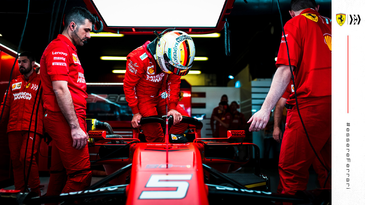 ScuderiaFerrari's tweet photo. 𝙉𝙊𝙏 𝙇𝙊𝙉𝙂 𝙏𝙊 𝙂𝙊 #Tifosi! ⏰ 

#essereFerrari 🔴 https://t.co/KUScNikwwP