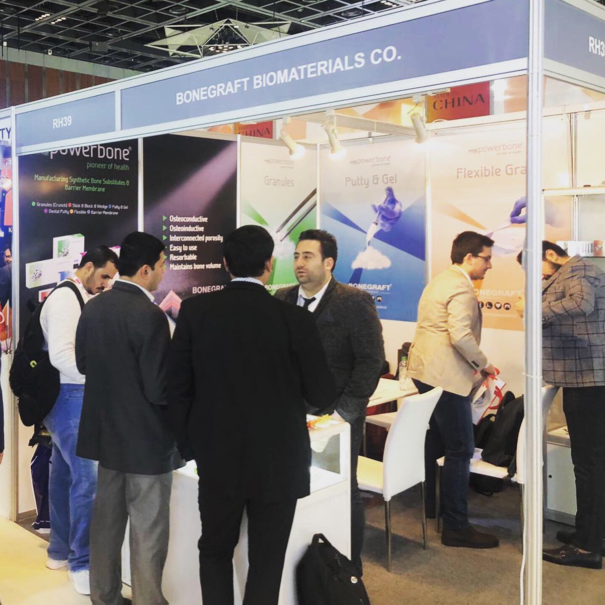 BonegraftBiomat's tweet photo. Arabhealth2020 #Dubai #bonegraft #powerbone #granules #putty #gel #flexiblegraft #membrane #chondromatrix  firstday👍🏻 https://t.co/8ngHBCV6Tq