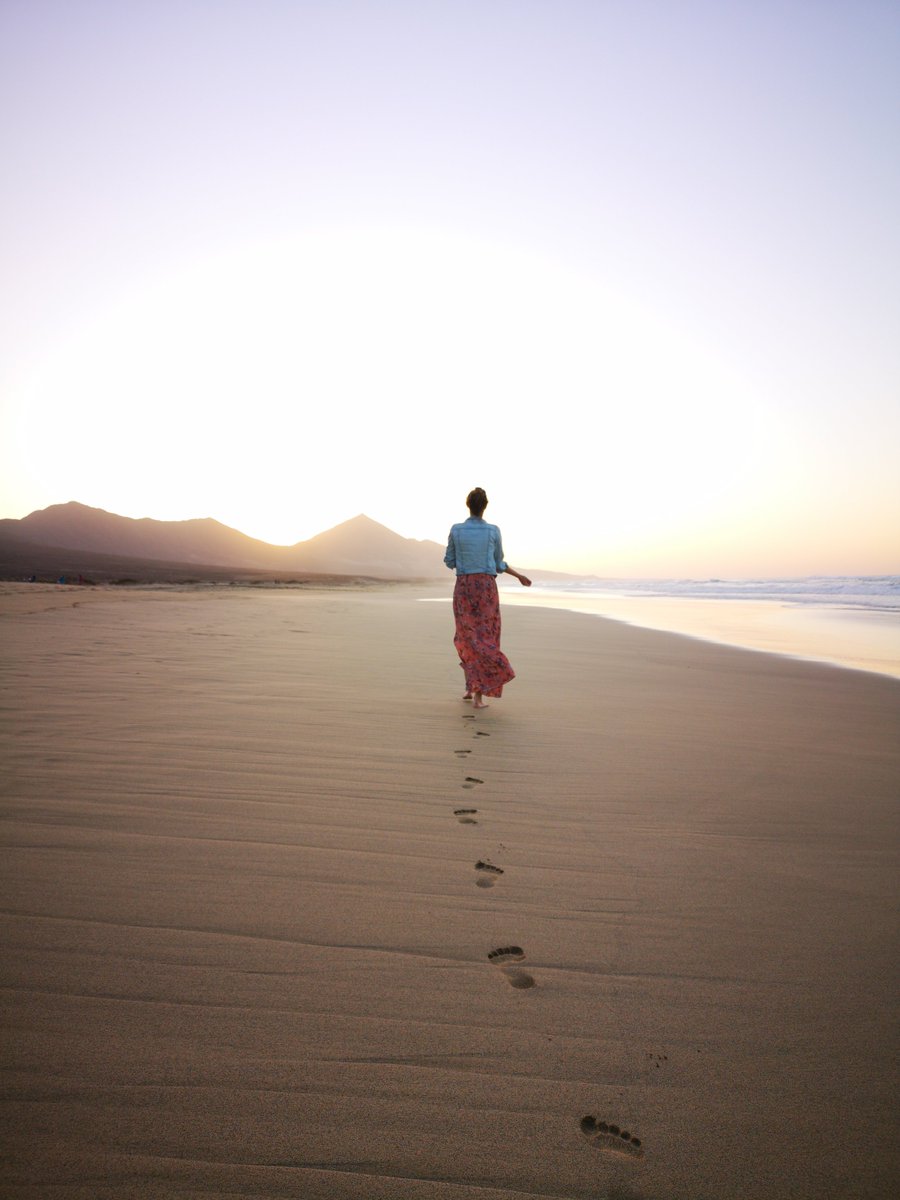 happybackp's tweet photo. One of Europe's wildest beaches - #Cofete - in #fuerteventura made me speechless!!!! Love!!! https://t.co/3EW2IhmwDM