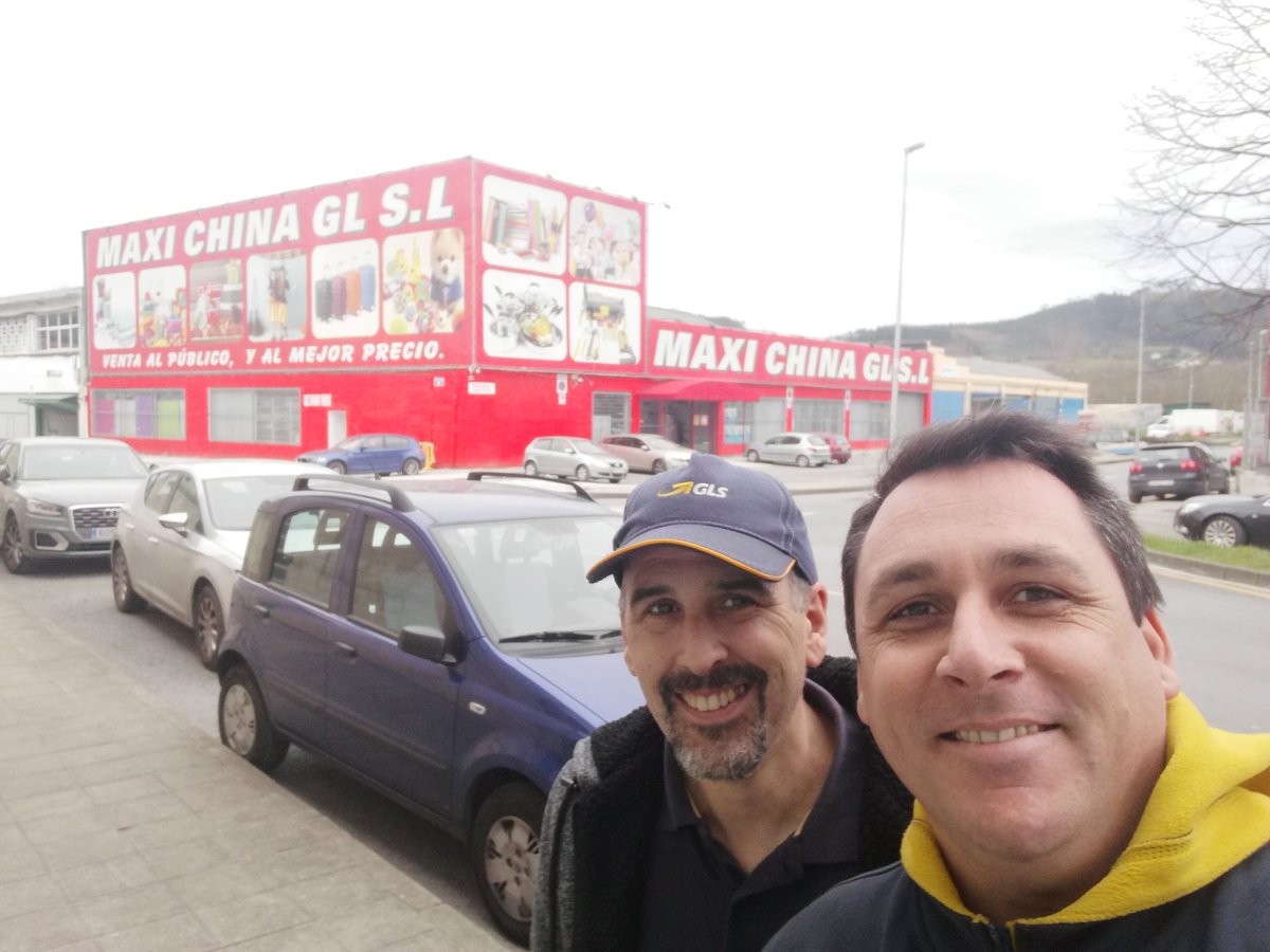 BahamondeJoseba's tweet photo. #driverday nos han copiado el nombre😂😂 https://t.co/lKEINuwLJE