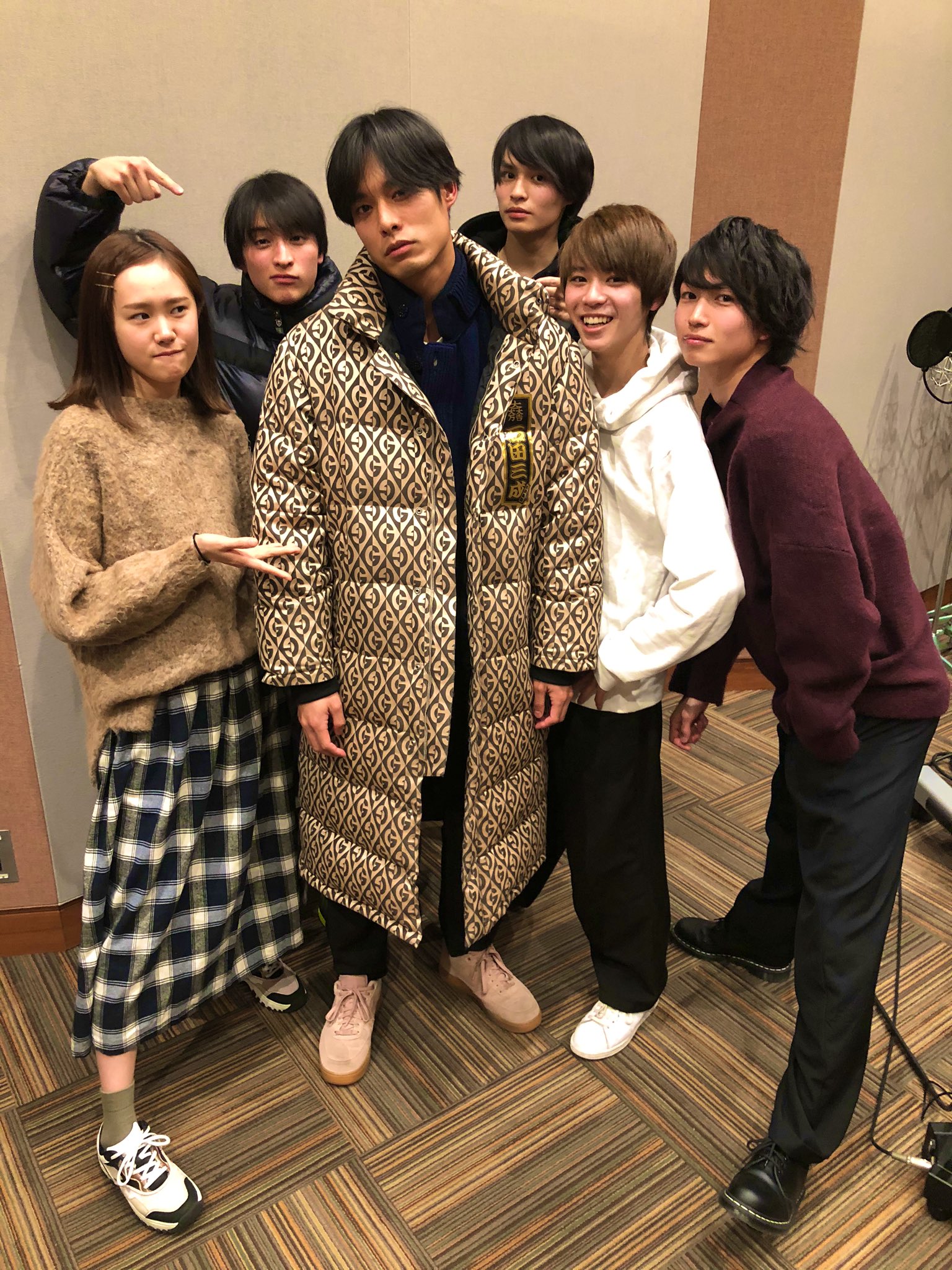 出っ歯、岸田たつやのサイン FaST3WYVQAAkXVB.jpg:large