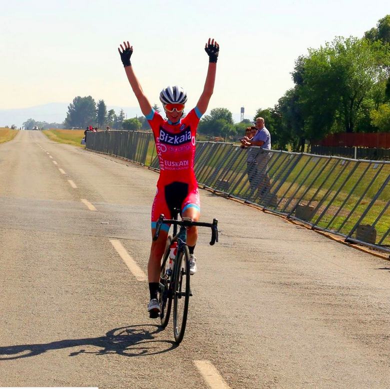 Bizkaia-Durango (@bizkaiadurango) on Twitter photo 👀Por si te lo perdiste…
✌️Ayer <a href="/CarlaOberholzer/">Carla Oberholzer</a> consiguió la primera victoria de la temporada, en la <a href="/FastOneCycle/">The Midvaal Fast One Cycle Challenge</a> 🤩
We’re really proud of you!! 😍 #IndarrazAurrera 👀Por si te lo perdiste…
✌️Ayer <a href="/CarlaOberholzer/">Carla Oberholzer</a> consiguió la primera victoria de la temporada, en la <a href="/FastOneCycle/">The Midvaal Fast One Cycle Challenge</a> 🤩
We’re really proud of you!! 😍 #IndarrazAurrera