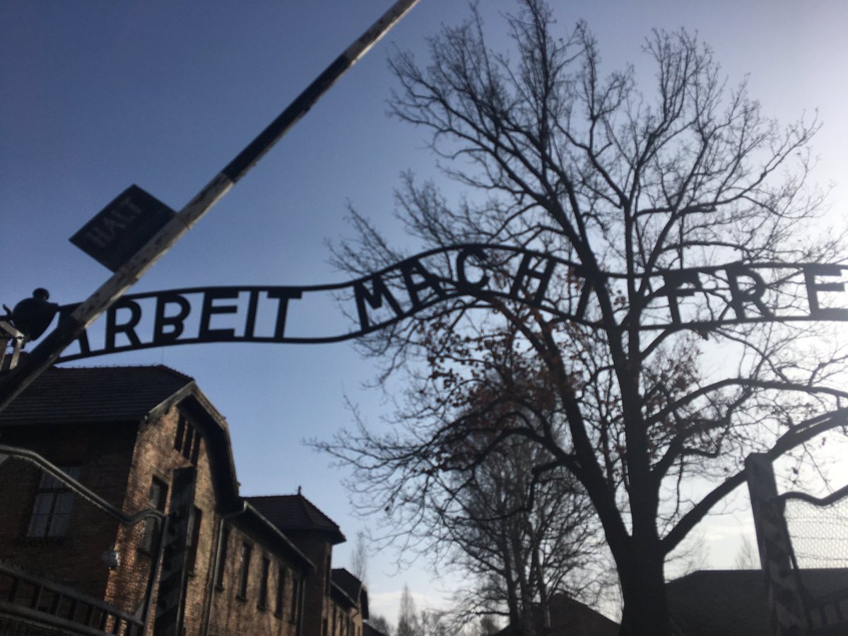 I’m here with Renee Salt ⁦<a href="/AuschwitzMuseum/">Auschwitz Memorial</a>⁩. As we were arriving early this morning, she said: “This time I can walk out when I want. I couldn’t before” 
⁦<a href="/HolocaustUK/">H.E.T.</a>⁩ #Auschwitz75 #HMD2020