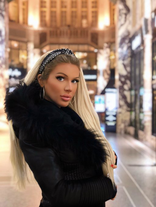 Out being spoiled like the Princess I am 💅🏼 https://t.co/Yoiv0bvyQk