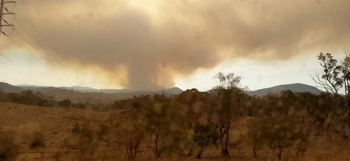 Driving back from the coast - Namadgi fire, #canberrasmoke