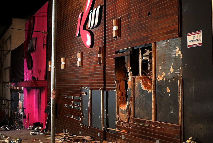 Tragédia que matou 242 pessoas na Boate Kiss, em Santa Maria, completa sete anos.

Confira a reportagem especial: bit.ly/311CyaH