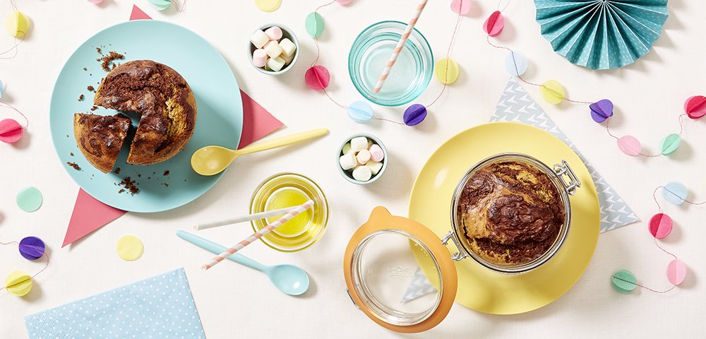 In honor of #ChocolateCakeDay here is one of our all time favorite #preserve #recipe : a moist hazelnut and chocolate cake. It’s a sweet staple to ALWAYS, ALWAYS have in your pantry ! Trust us. 🤩
leparfait.com/recipe/moist-h…