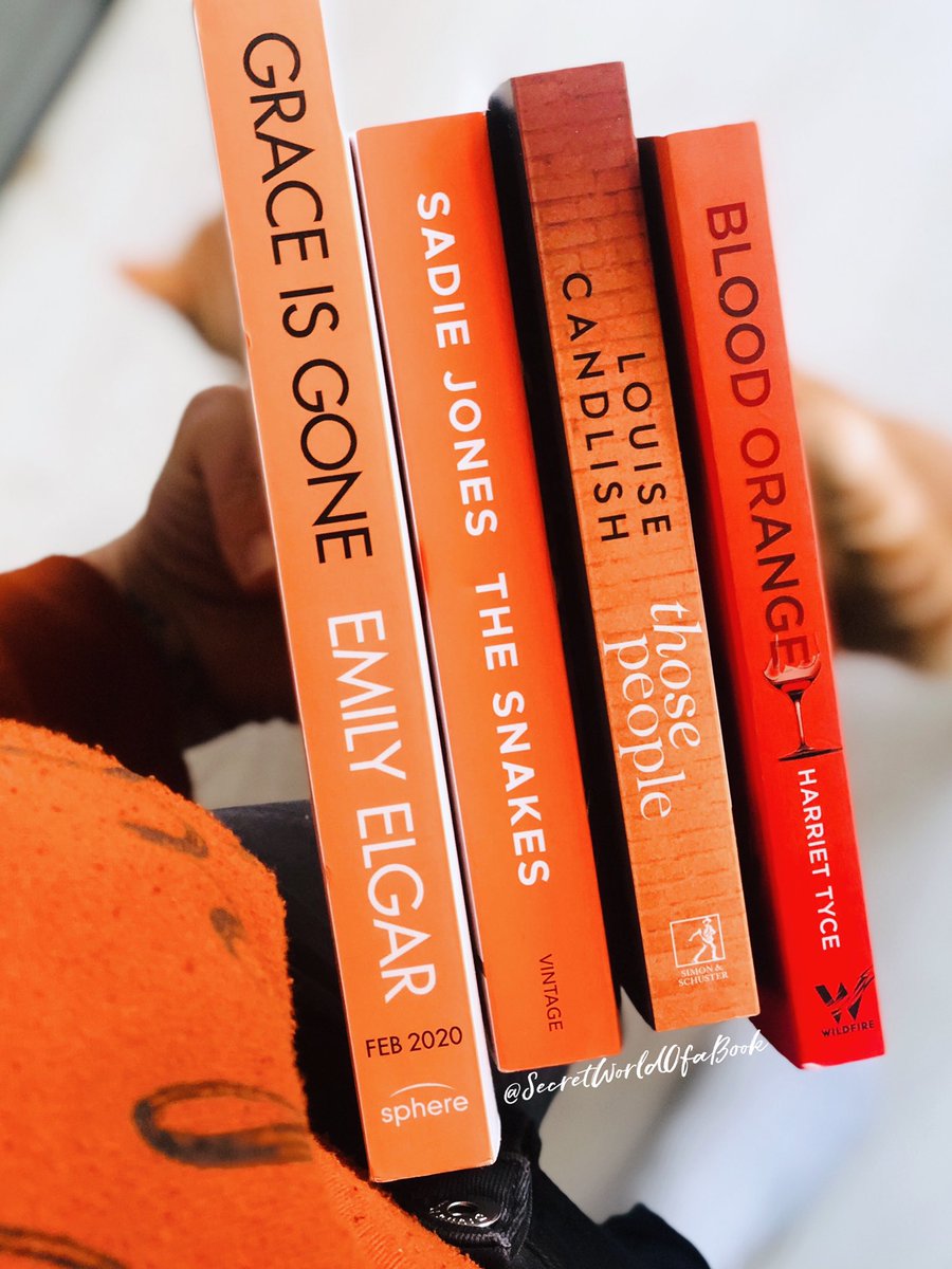 secretWofabook's tweet photo. Morning book friends 📖 
To kick start another #mondaymorning I have decided to show off my #orangestack inspired by my beautiful friends #yellowstack @Bibliotreasures 🧡
..
I only have four but how pretty are those orange spines🍊
#books #mondaythoughts #orange #stack https://t.co/wy4hdbERPs