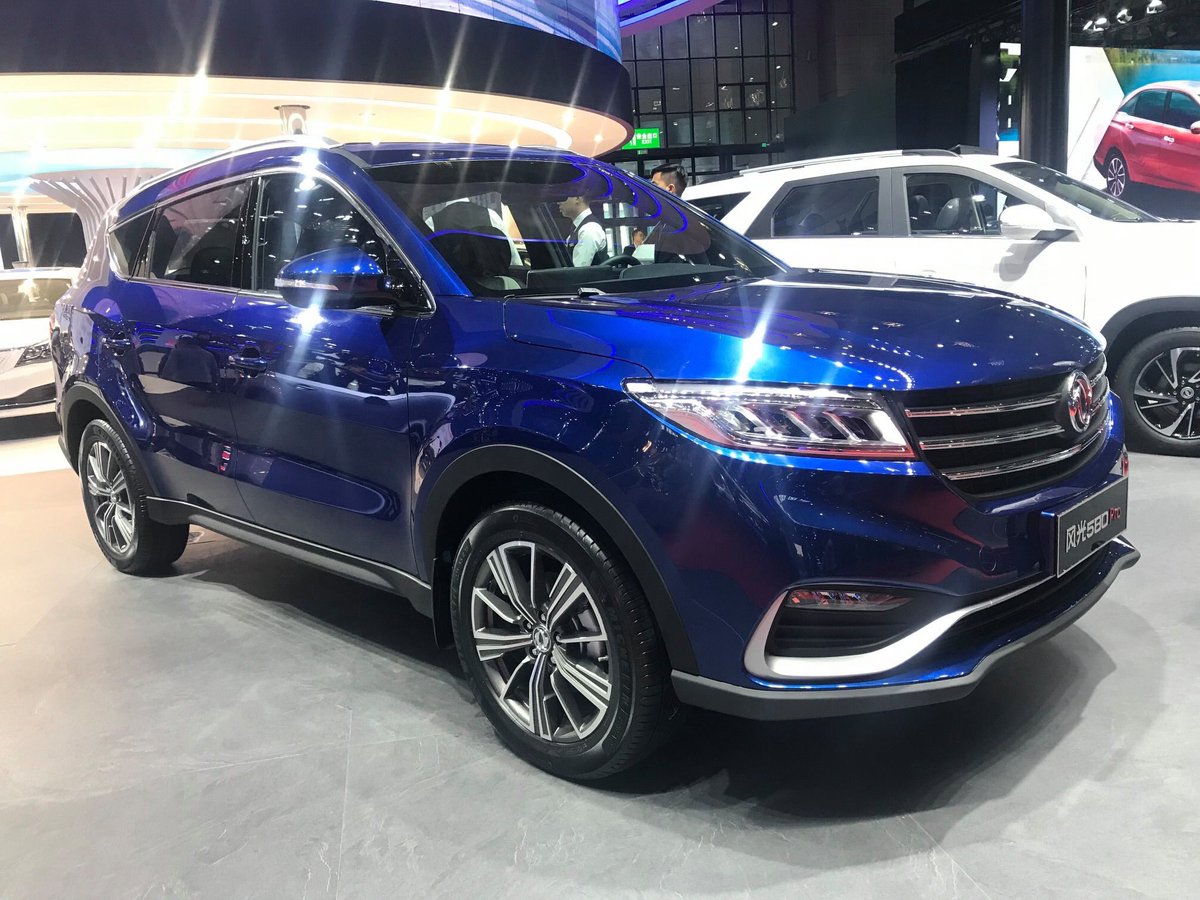 ACtronics_UK's tweet photo. Chinese brands head to the UK - https://t.co/jX65prXaGk #TwitterCarClub #DFSK #Glory580 #Automotive @CarCliq @ClickDealerLTD @Steve_CarShop @Lease4Less @CWMMOTORS @specialistcars1 @RussellsTranspo @GazTankMotors @BroughtonOils @TuningTriton @driverbuddyapp @AutoFestHW https://t.co/3bEJ60SE5u