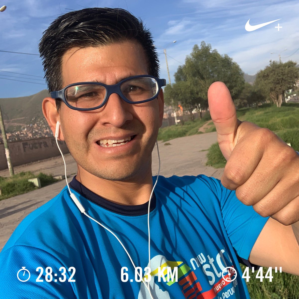 ginopes's tweet photo. Comenzando una buena semana. #NewStart #runners #running #runingclub https://t.co/5BOVW9qtci
