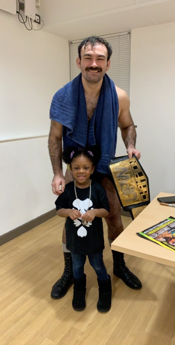 AlexAngell18's tweet photo. So yesterday was upw 5th anniversary n we took a excited little 3 year old who enjoyed it a lot. She did very well at her meet n greet all by her self.@Thejosh_james @realenglishlion @TheProductDS @JakeMcCluskey @UPWPlus https://t.co/lEjoH9N0Id