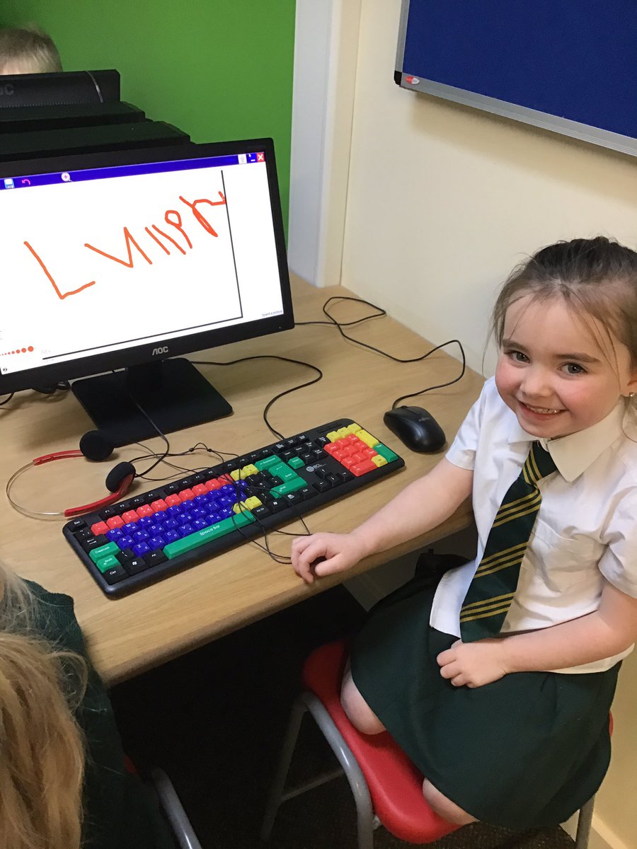 sjvblackpool's tweet photo. Writing our names on the computer, manoeuvring the mouse is quite tricky!#ClassRM https://t.co/LWp5aLVS4b