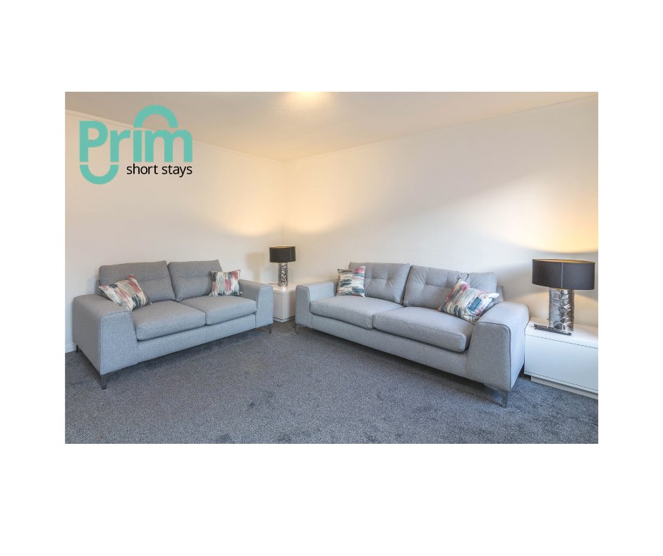 New Kid on the block! Introducing this delightful spacious 2 bedroomed flat which comfortably sleeps 4 people. Just a stones throw away from Nottingham City Centre located in the quite leafy suburb of Mapperley Park. Perfect for a Business trip or Mini break! #newpropertyalert