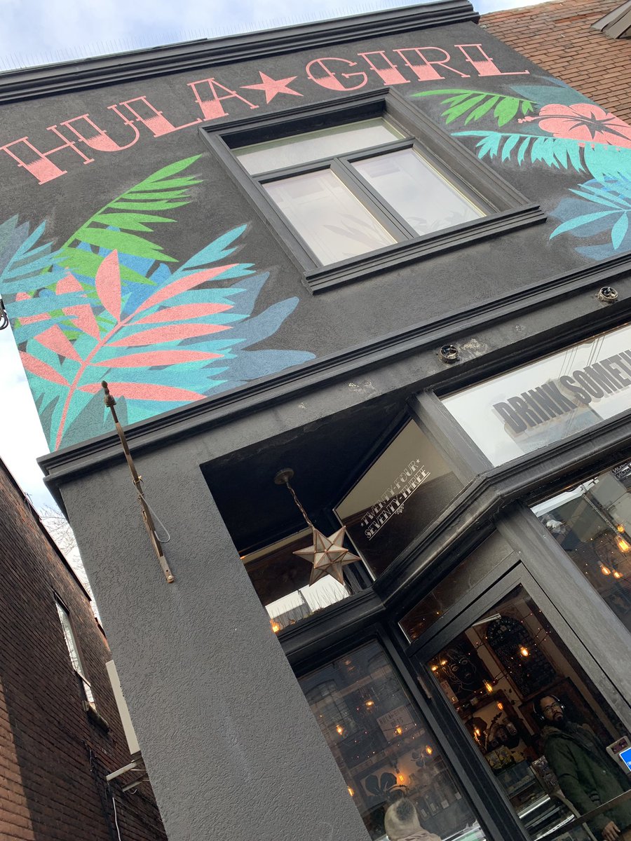 Just hit the Four Sigmatic cordyceps mushroom mix in my coffee at Hula Girl  - thats next level 🤯 👌🏾 🦇 <a href="/HulaGirlEB/">Hula Girl Espresso</a>