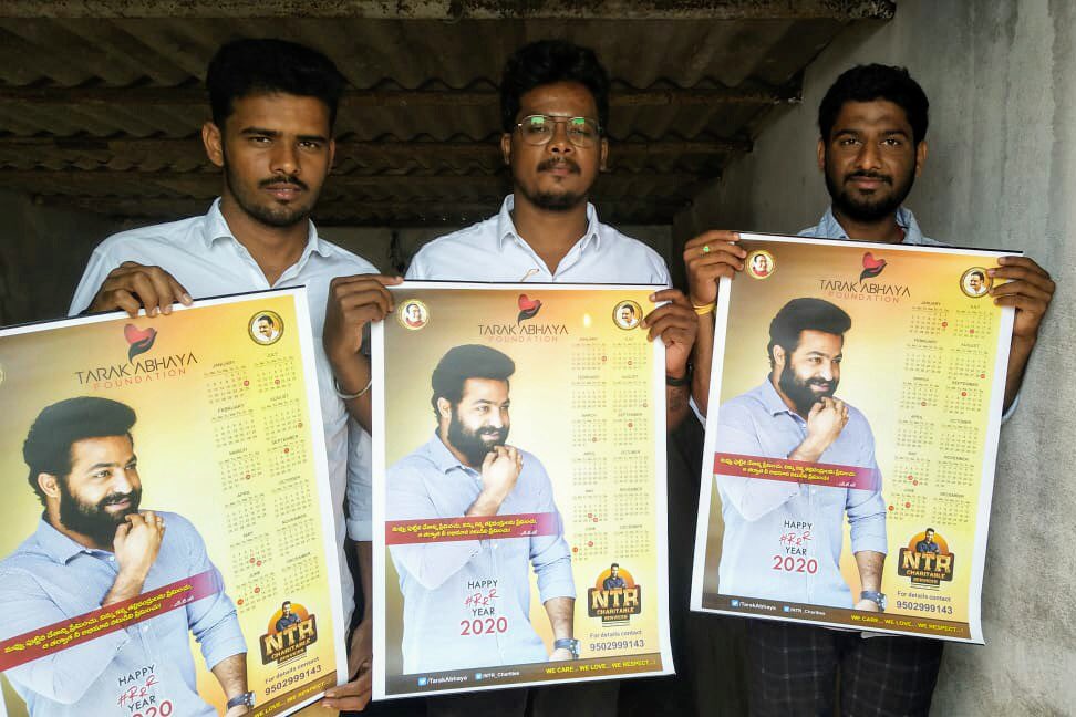 TarakAbhaya's tweet photo. #Team_Guntur with @TarakAbhaya @tarak9999 #Calendars2020 https://t.co/pLQNoGp9Iu