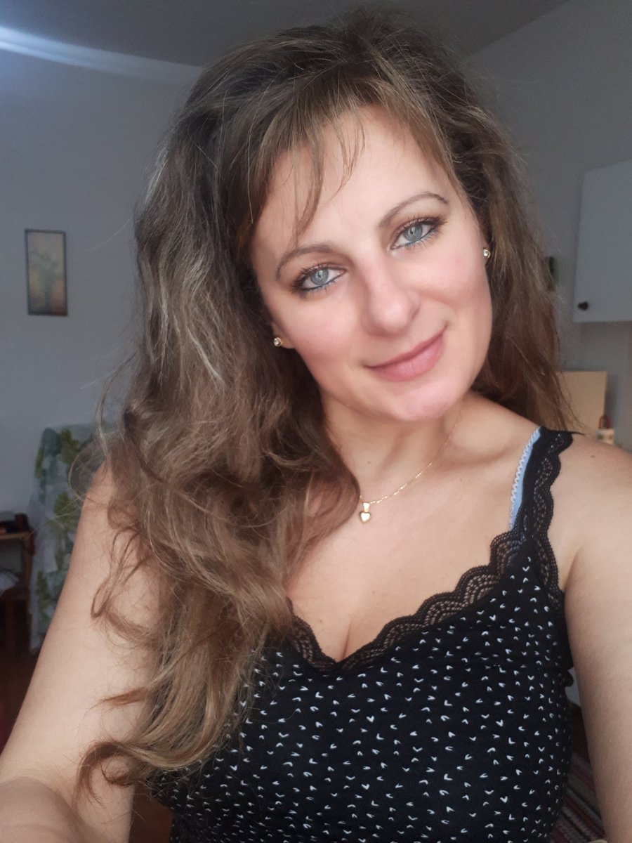 Mihaela03213's tweet image. La libertà non è una certezza e neppure un dove, 
ma riassume un sogno da realizzare... #certezza 😘😘😘