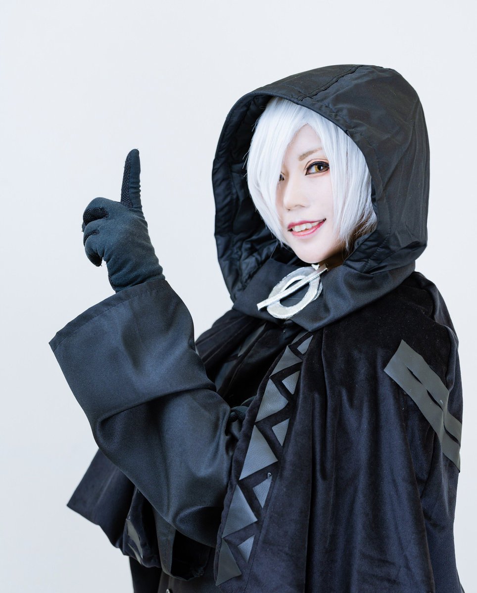 ゆざ コスプレ 黒魔女さんが通る ルキウゲ ルキウゲ ロフォカーレ チョコ Uuurararannn ギュービッド ゆざ Calpico123 何度も載せてすみません ピンも撮っていただいたので載せたくて 2枚目は座る位置変えただけなのに 家族写真みたいに