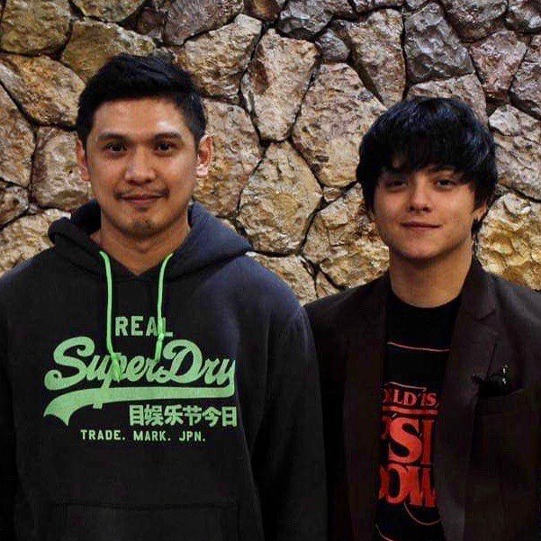 DJPGlobalOFC's tweet photo. Director Manatad X Lead Actor @imdanielpadilla 

#WhetherTheWeatherIsFine 
#LastFiveDays 🎬 https://t.co/cGDu7RMyZG