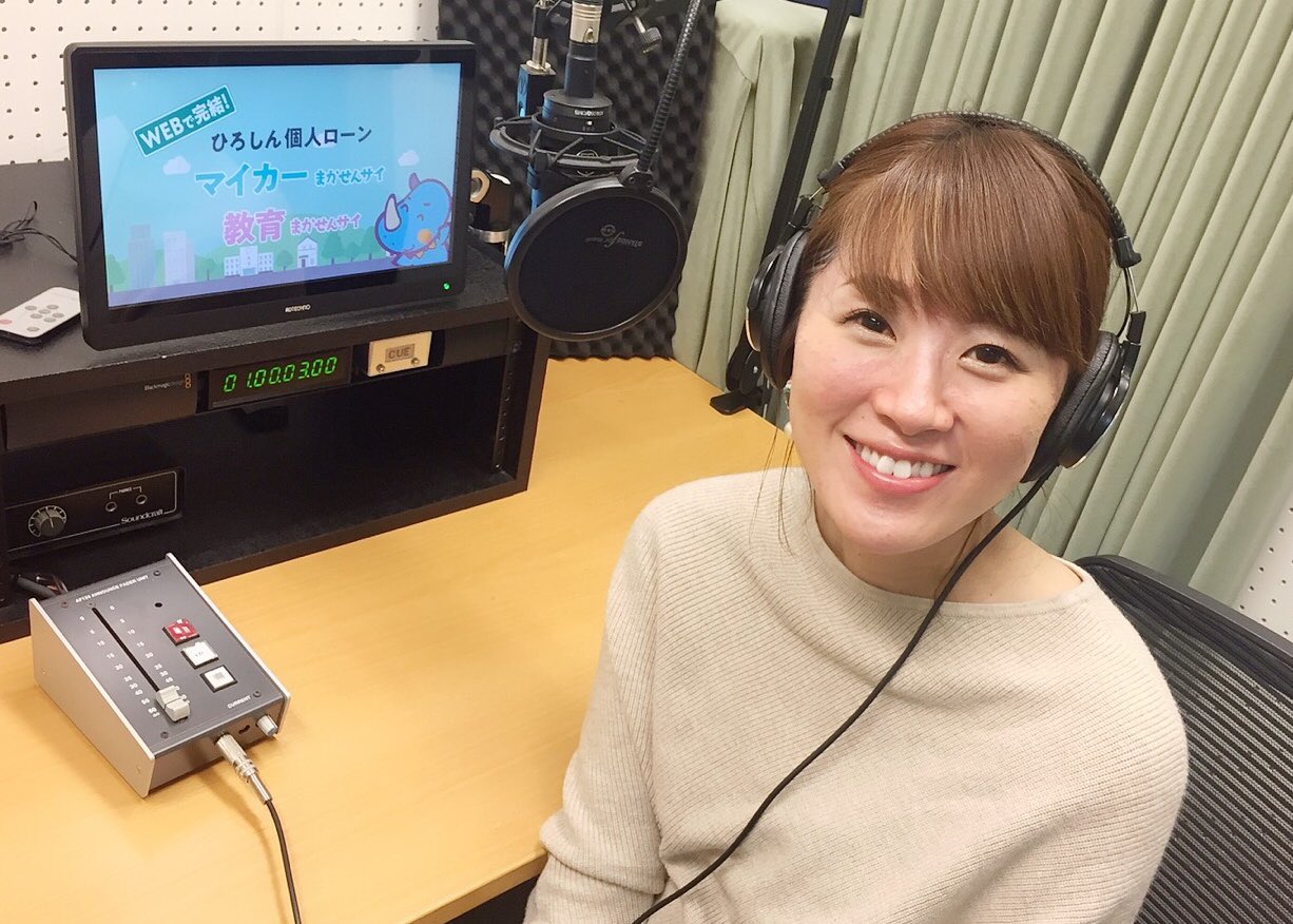 久保田夏菜 フリーアナウンサー ついに産休前ラストの収録 体第一にね と声をかけてもらい 体調も良好なので読ませてもらいました 妊娠がわかってから 多方面で迷惑もおかけした中で 大好きな仕事を こんなギリギリまでさせてもらえるなんて