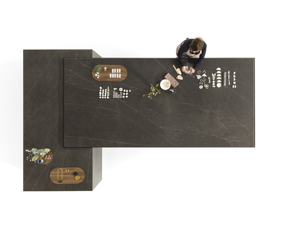 kbb_birmingham's tweet photo. Durable, elegant and functional. The 12mm thick large-format XTONE surface by @Porcelanosa_EN allows creativity to be the driving force for designers whilst ensuring longevity of design. #Design #Creative #SophisticatedSurface #TailoredDesign #LargeFormat #XTONE https://t.co/QLhaYQ6vWK