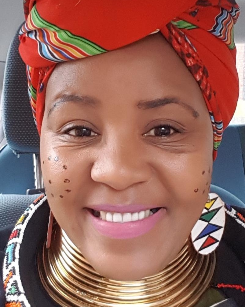 ShewolfTheatre's tweet photo. Meet our cast..

Nandi Jola 💙

After 'The Vagina Monologues' she's back working on 'The Penelopiad' with She Wolf Theatre Collective. Most recently performed in 'Sky, You Are Too Big' poetry reading for Migrants Day to highlight the plight of Refugees and Migrants in Detention. https://t.co/cbpk1mTYov