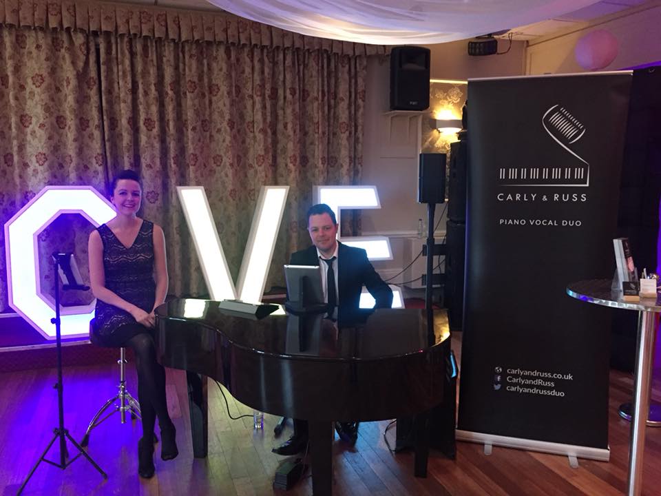 carlyandrussduo's tweet photo. Look what's coming up this Thursday evening!!
Our next #wedding fayre at @OrielThe Hotel & Spa.
Pop down and check it out between 5:30-8:30pm.
Hope to see you there! #weddingplans #weddinginspiration #weddingsinger #weddingpianist #weddingduo #northwalestweets https://t.co/MvI3Ip13EW