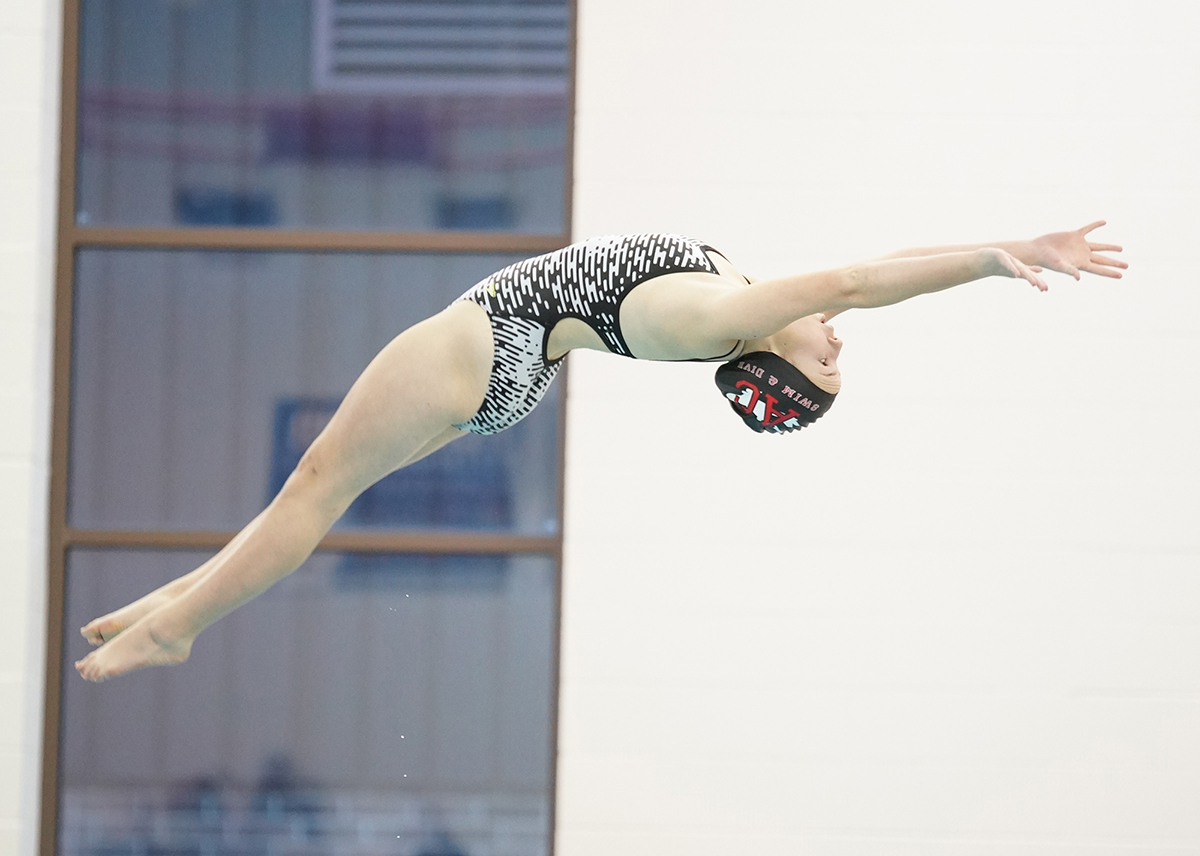 bernewitness's tweet photo. Bluffton boys, Jay girls take ACAC swim titles https://t.co/23q25PPCRi https://t.co/5lkFgaBWwP