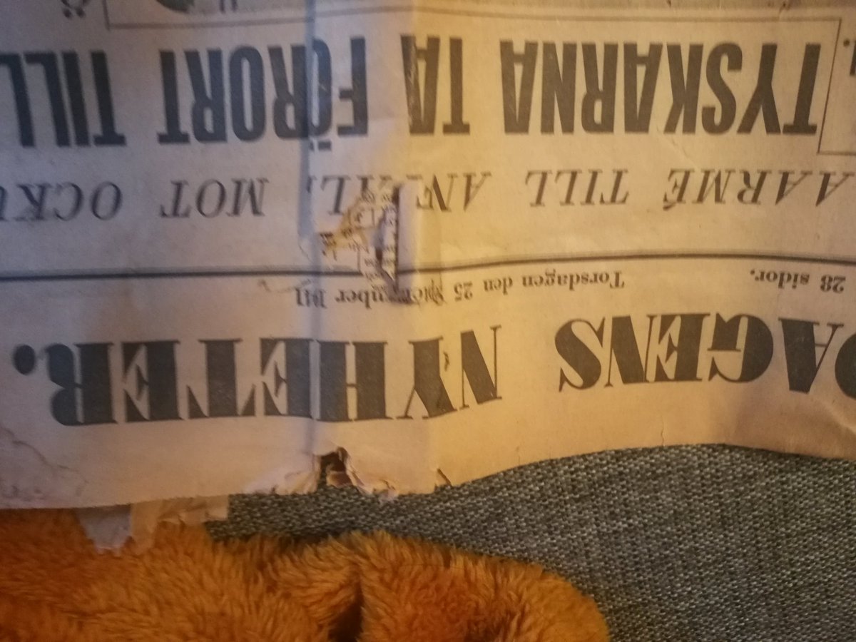 Looked through some old boxes and found swedish newspapers from the the second world war. Here is the one when Germany surrendered, and another one from when they attacked leningrad.
