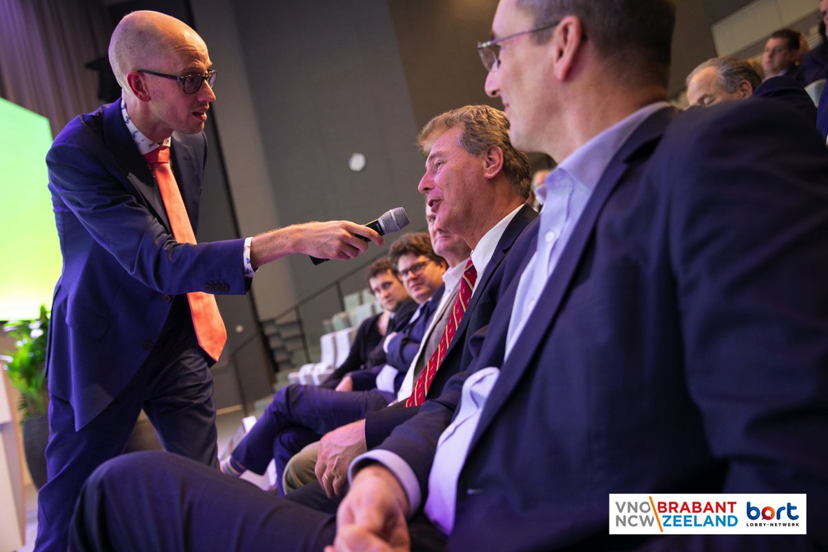 We kijken terug op een mooie Nieuwjaarsbijeenkomst. Hartelijk dank aan iedereen die hier een bijdrage aan geleverd heeft en uiteraard bedankt alle aanwezigen!