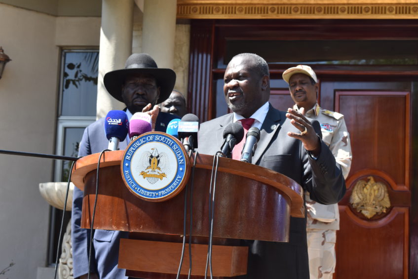 EyeRadioJuba's tweet photo. Machar to come back for last try to break stalemate https://t.co/wp3xfzVadw #SouthSudan https://t.co/oG8KlRVr93