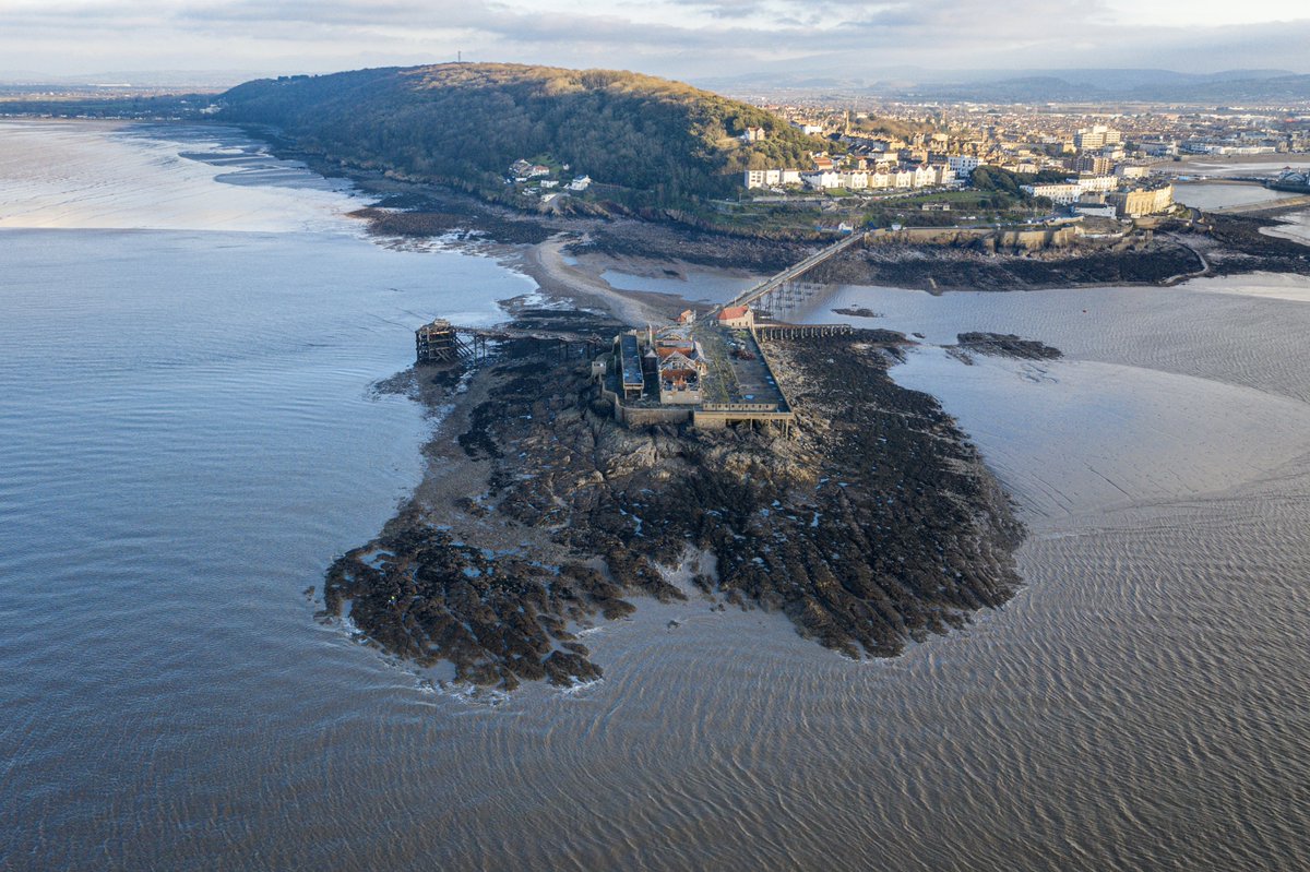 demir_ozyurt's tweet photo. Birnbeck Pier is a pier situated on the Bristol Channel in Weston-super-Mare. It is the only pier in the country which links the mainland to an island of Worlebury Hill #aerialphotography #aerialcinematography #dronephotography #dji @DJIGlobal
 #summerset #Bristol https://t.co/HmmMhSarNg