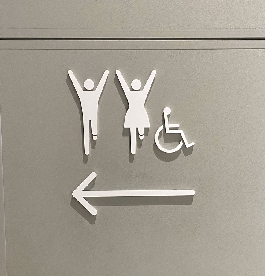 グリコ工場のトイレマークが やっぱり な形だった 全文表示 Jタウンネット