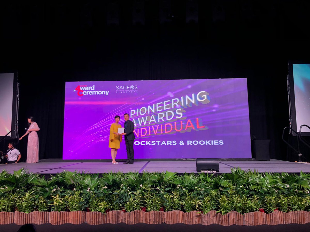 WeAreMCI's tweet photo. We are very proud of our #MCISingapore team for being recognised and awarded @SACEOS Pioneer Member Award at the Saceos Singapore 40th anniversary celebration last Thursday! 🎉
#SACEOS40 #Award #OneMCI https://t.co/1ARb5HvROd