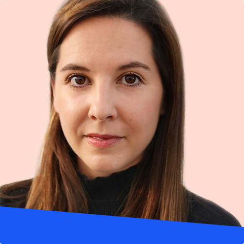 Want to know what books <a href="/LenaHaydt/">Lena Haydt</a>, one of the founders of <a href="/thepmlibrary/">PM Library</a>, has on her shelf? Hint: Great female authors like <a href="/kimballscott/">Kim Scott</a>, <a href="/sherylsandberg/">Sheryl Sandberg</a>, <a href="/lissijean/">Melissa Perri</a> and <a href="/tarawestover/">Tara Westover</a>. 🥳📚 buff.ly/2GoUqTp #productmanagement #leadership #BookRecommendations