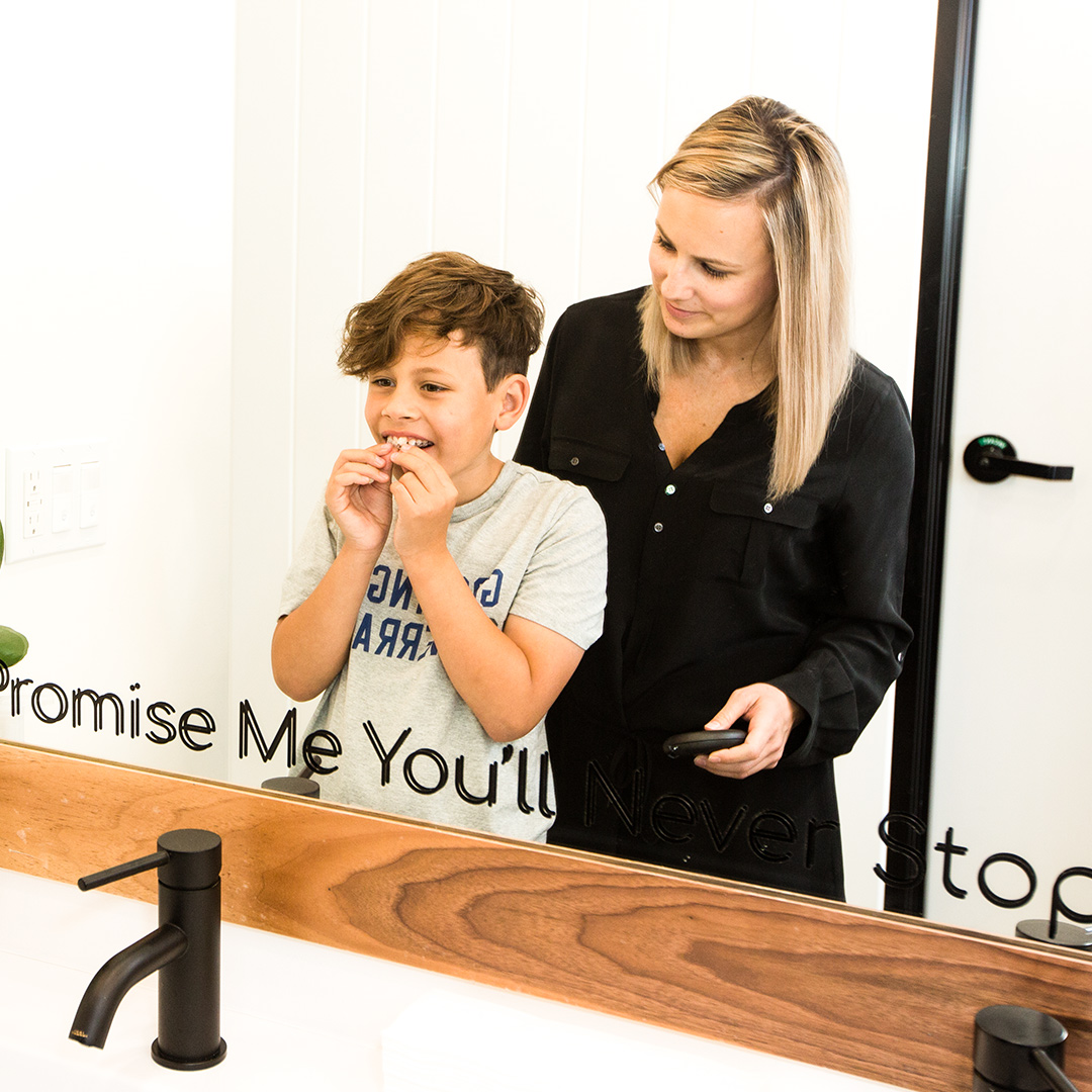TomMeyerDDS's tweet photo. We believe adults and children don’t have to live with a crooked bite! 👧 You can keep smiling while the most advanced aligner system does all the work. 😁👍
📸: @Invisalign  #chicago #invisalign #chicagodentist https://t.co/ArxQTzd4cT
