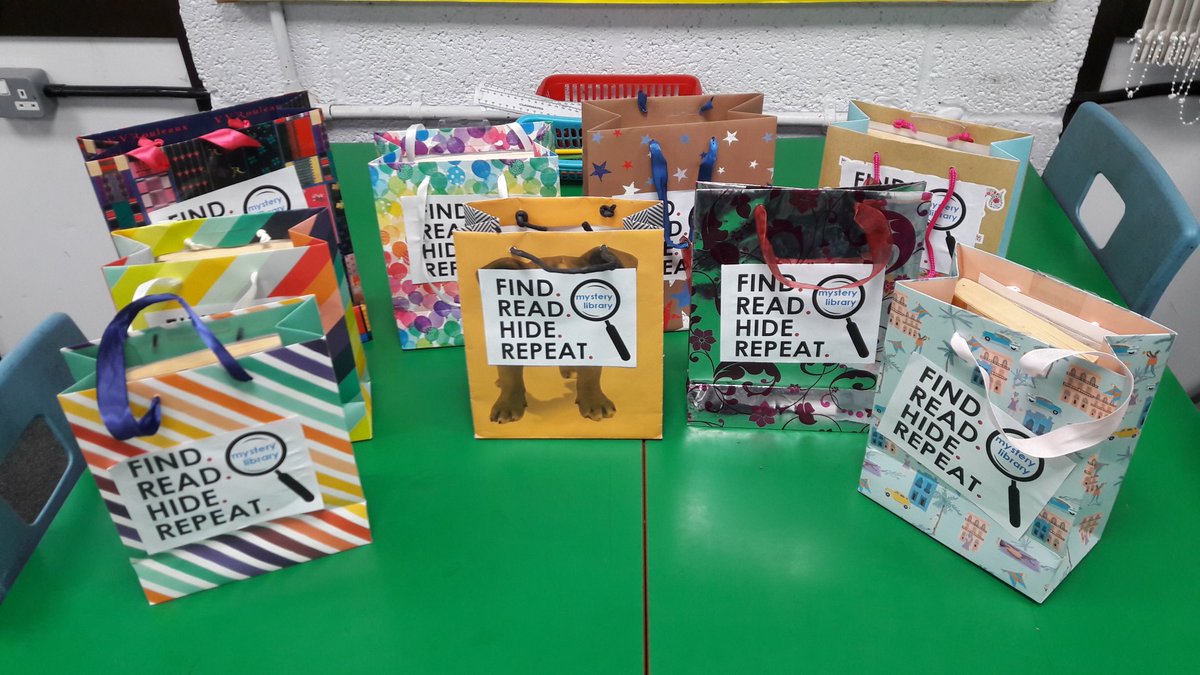 HamiltonAcadY5's tweet image. Introducing #MysteryLibrary - find a book, give it a read then re-hide somewhere else for others to enjoy! @HamiltonAcadY6 @HamiltonPlanet 
Find. Read. Hide. Repeat