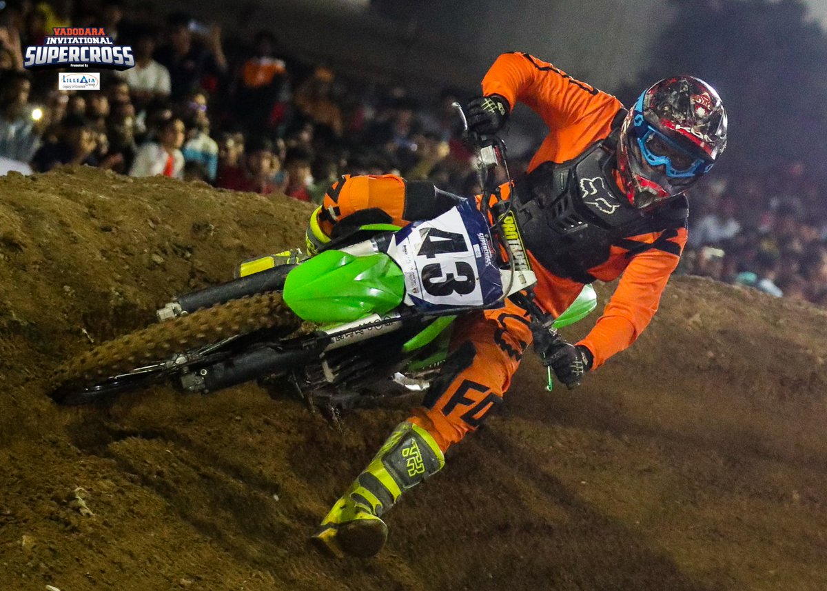 VSupercross's tweet photo. The top riders from across India in the SX2 category #vadodarasupercross #feelalive #aashansports @punesupercross @lilleriagroup2 @fmsci @TVS_Racing @redbullindia @oakley https://t.co/iozoVxmPWb