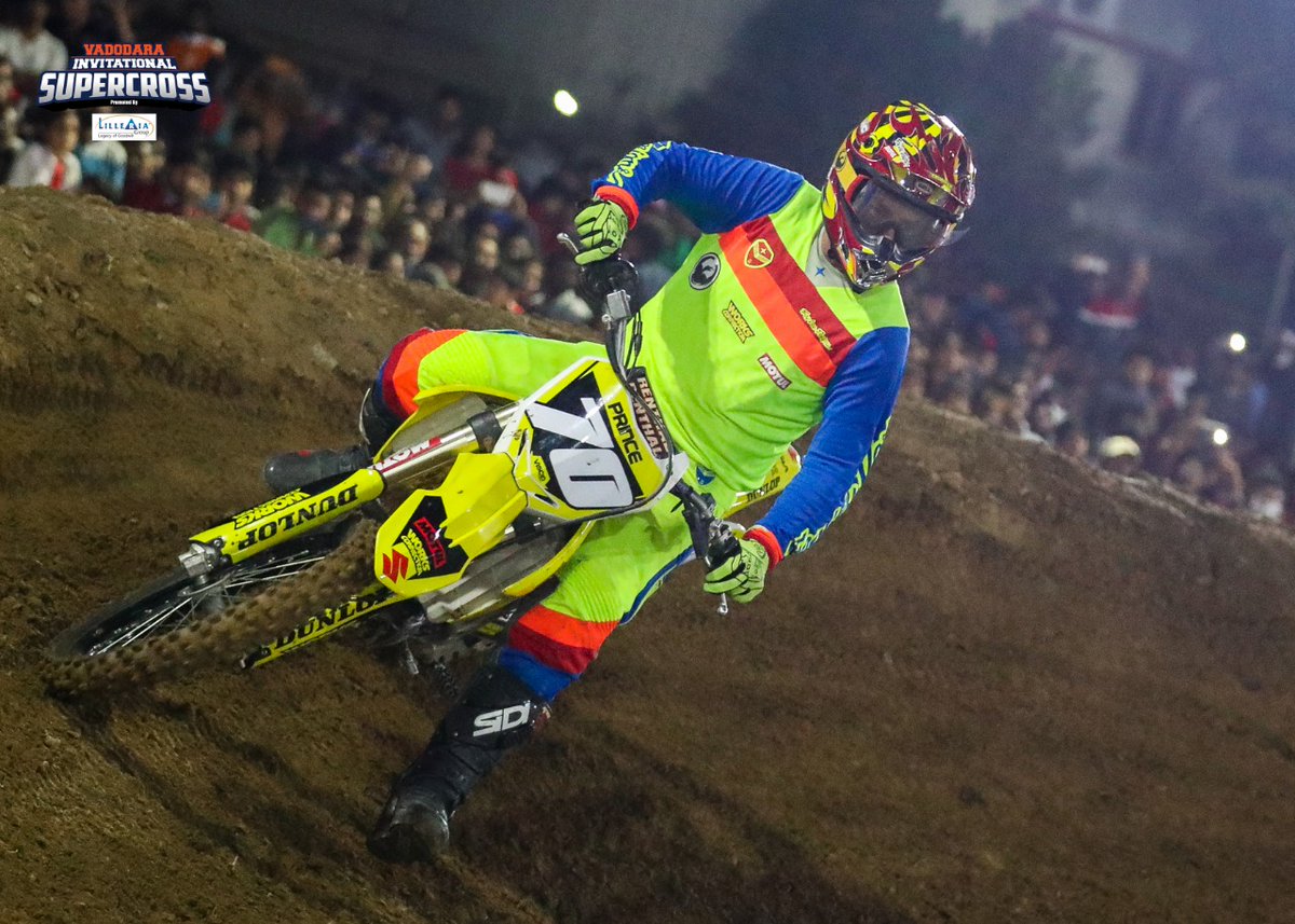 VSupercross's tweet photo. The top riders from across India in the SX2 category #vadodarasupercross #feelalive #aashansports @punesupercross @lilleriagroup2 @fmsci @TVS_Racing @redbullindia @oakley https://t.co/iozoVxmPWb