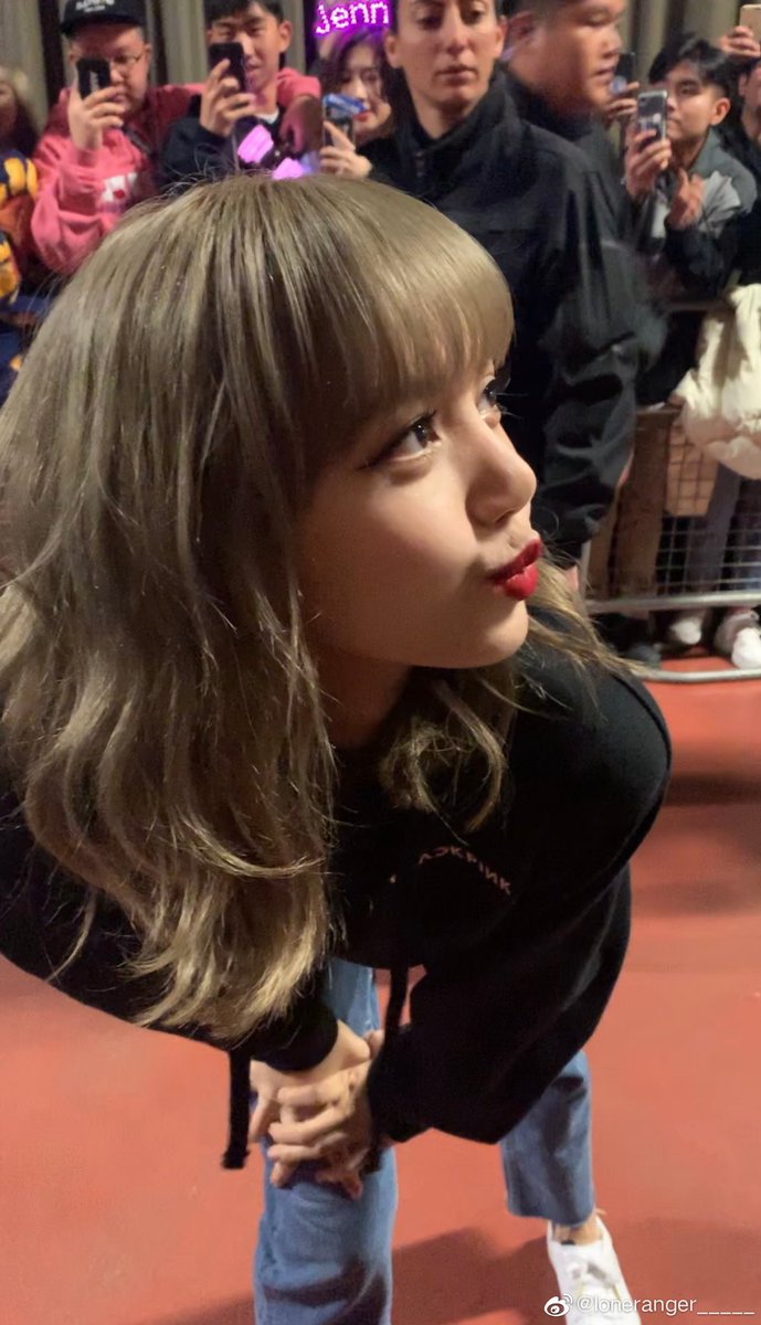 noofon09261211's tweet photo. 27/01/2020 :19:00 น. 🎉🎊🥳💓💓
🎉IG : lalalalisa_m : 28,900,000+M 🎉💓💓
https://t.co/3zRJqxmczD

✨28.9 M🎉.วิ่งต่อไป ไม่ต้องหยุดนะ 🎉
❤#ครองอันดับที่_1_เค_ป๊อป_ต่อไป❤..#ปังต่อไม่รอแล้วนะ..💜💥

🎯#LISA28MPARTY #BLACKPINK #LISA #LalisaManoban #lalisa #LisaBLACKPINK https://t.co/obZimCxMV9