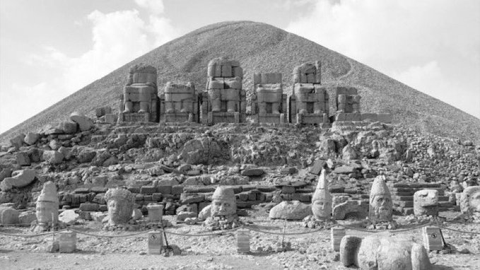 u0648u0644u0643u0646 u0647u0630u0647 u0627u0644u0645u0631u0629 u060cu060cu0623u0642u062au0631u0628 u064au0627 u0647u0630u0627 u0641u0647u0644 u0645u0627 u0632u0644u062a u0644u0627 u062au0639u0644u0645 u0645u0646 u0623u0646u0627 u061f u0648u0642u062au0647u0627 u0623u062fu0631u0643 u0646u0645u0631u0648u062f u0623u0646u0647 u064au0642u0641 u0623u0645u0627u0645 u0634u064au0621 u063au064au0631 u0637u0628u064au0639u064a u0623u0645u0627u0645 u0643u0627u0626u0646 u0644u064au0633 u0645u0646 u0637u0628u064au0639u0629 u0647u0630u0647 u0627u0644u0627u0631u0636 u0644u064au0633 u0645u0642u0627u062au0644 u0645u0639u062au0627u062f u0639u0644u0649 u0644u0642u0627u0621u0647 u0648u0644u064au0633 u0628u0623u062du062f u0627u0644u0648u062du0648u0634 u0627u0644u062au064a u064au062eu0631u062c u0644u0627u0635u0637u064au0627u062fu0647u0627 u0628u0645u0647u0627u0631u0629 .. u0644u064au0633 u0628u0628u0634u0631 u0642u0637 !!