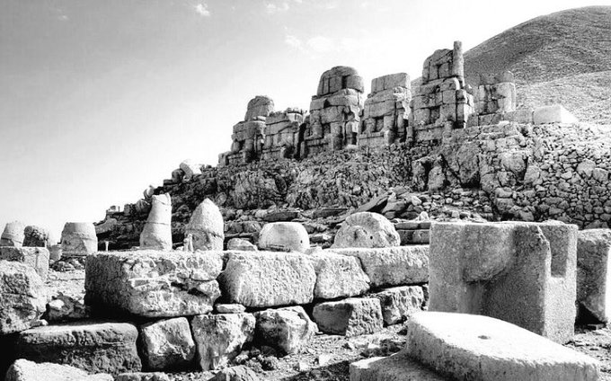 u0623u0645u0631 u062cu0646u0648u062fu0647 u0628u0627u0644u062au062du0631u0643 u0641u0648u0631u0627 u0648u0642u062au0644 u0643u0644 u0627u0644u0623u0637u0641u0627u0644 u0641u064a u0645u0645u0644u0643u062au0647 u0641u062au062du0631u0643u062a u0642u0648u0627u062au0647 u062au0647u0627u062cu0645 u0627u0644u0628u064au0648u062a u0648u062au0642u062au0644 u0643u0644 u0637u0641u0644 u062au062cu062fu0647 u0633u0648u0627u0621 u0643u0627u0646 u0635u063au064au0631u0627 u0623u0648 u0643u0628u064au0631u0627 u0648u0643u0627u0646 u0645u0646 u0636u0645u0646 u0647u0624u0644u0627u0621 u0627u0644u0623u0637u0641u0627u0644 u0646u0628u064a u0627u0644u0644u0647 u0627u0628u0631u0627u0647u064au0645 u0627u0644u0630u064a u0627u0633u062au0637u0627u0639u062a u0623u0645u0647 u0625u062eu0641u0627u0626u0647 u0645u0646 u0627u0644u062cu0646u0648u062f u062du062au0649 u0643u0628u0631 u0648u0635u0627u0631 u0634u0627u0628u0627.