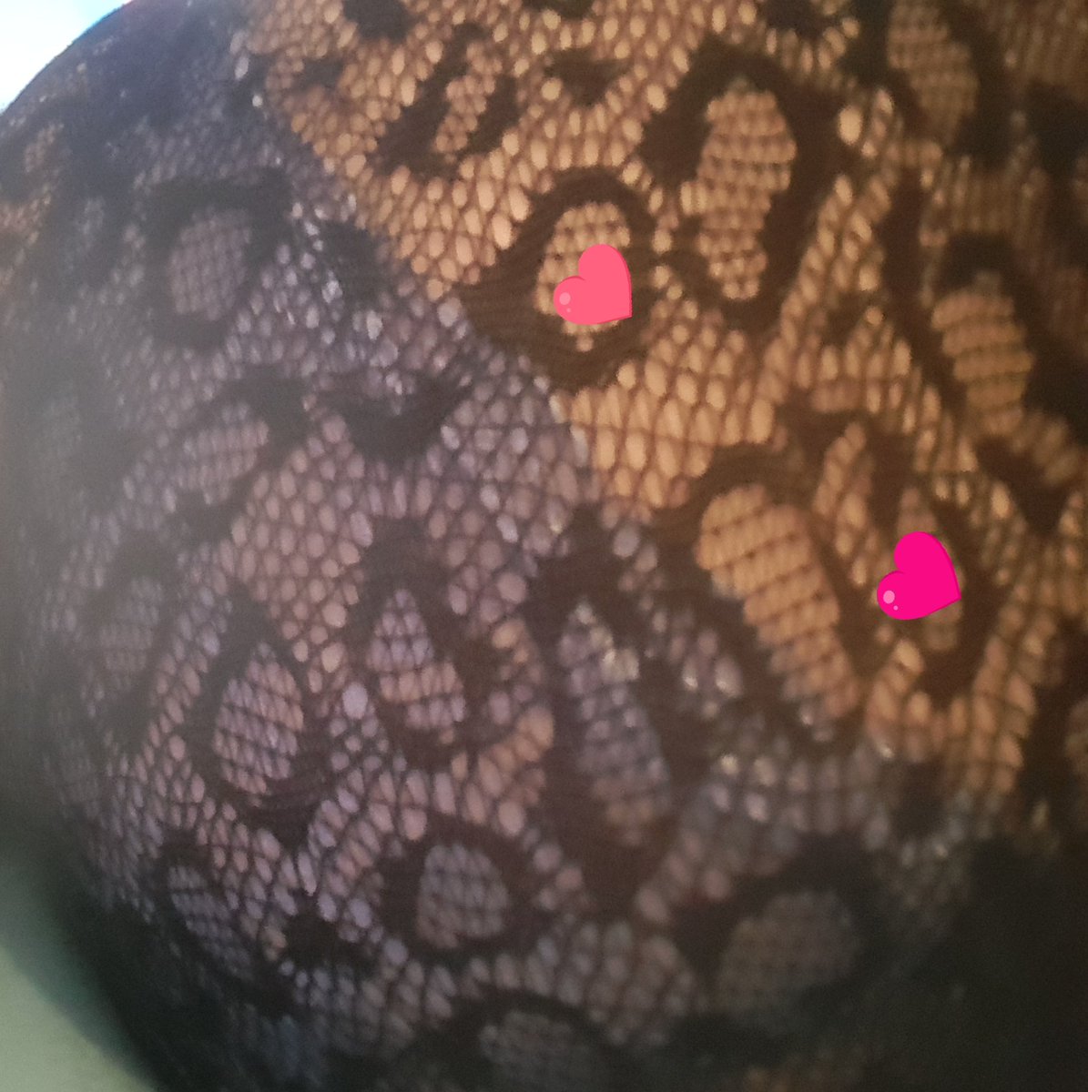 SassyWithFun1's tweet photo. Fun 😍 just text me back and hes going to #Spank my juicy #BigAss when he gets home mmm 😍😍 #SlutWife #TeaseWife 😘 https://t.co/zxcxGWbIkV