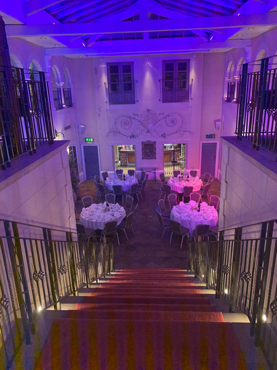 ThreeWaitersGB's tweet photo. Wonderful day @NailcoteHall
 celebrating Glenda’s 80th birthday #singingwaiters #surpriseentertainment https://t.co/pcqJCYAHOU